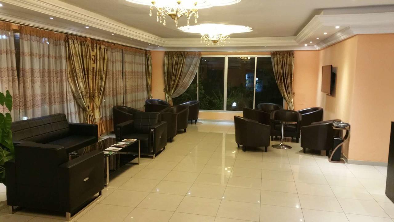 Hotel Des Jardins Abidjan Exterior photo